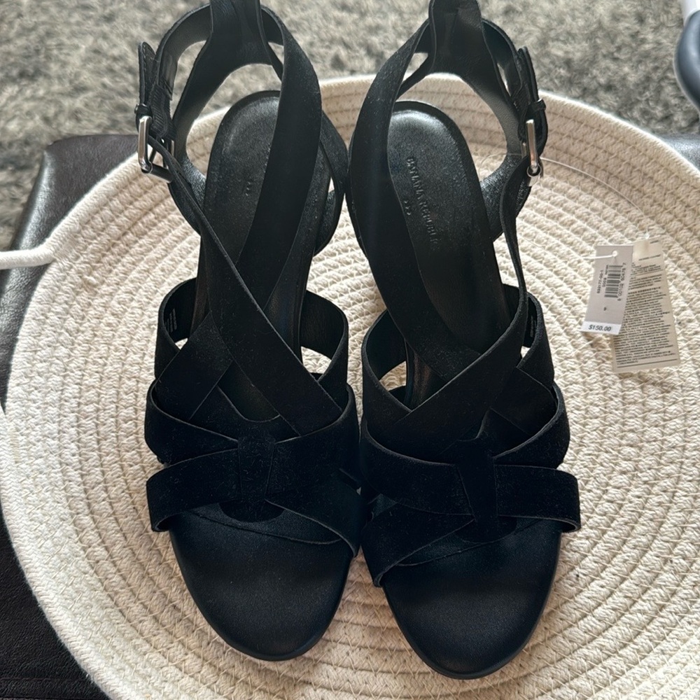 Banana Republic Factory strappy shoes